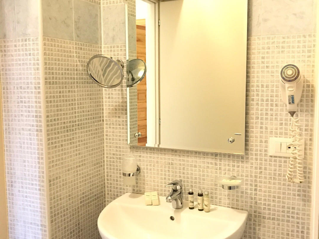 费埃拉洛酒店主图