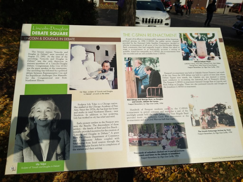 Lincoln Douglas Debate Square-弗里波特必去景点