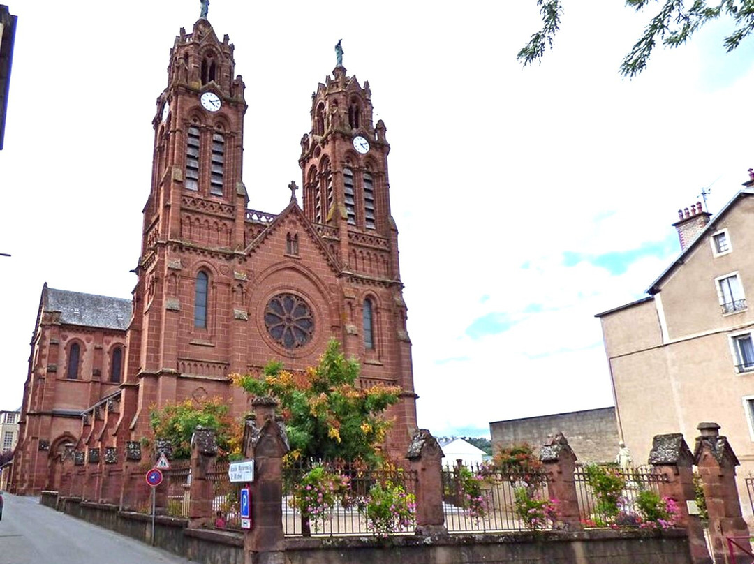 Église Saint Jean Baptiste景点图片