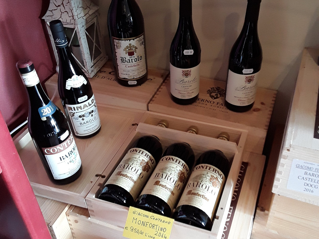 Enoteca 2 Calici-蒙福特-达尔巴必去景点
