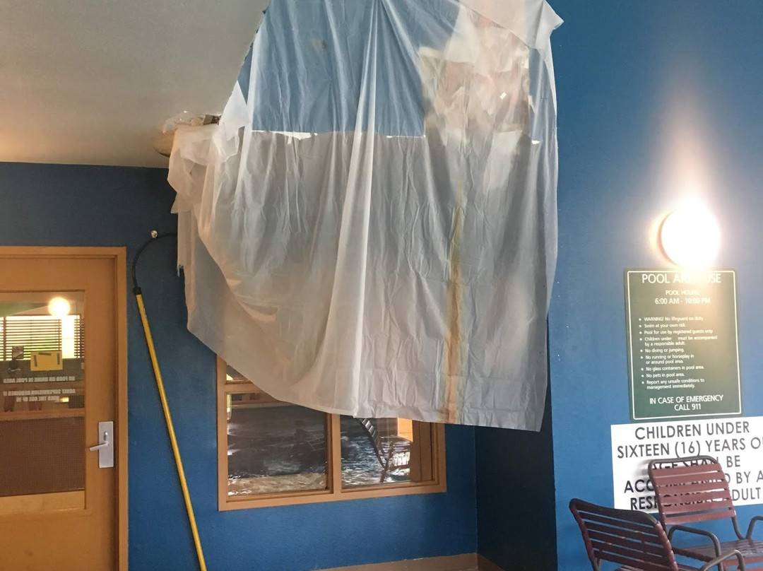 La Quinta Inn & Suites by Wyndham Olathe主图