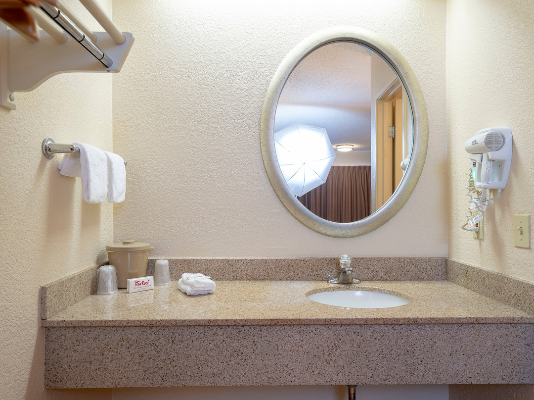 Red Roof Inn Detroit - Roseville/ St Clair Shores主图