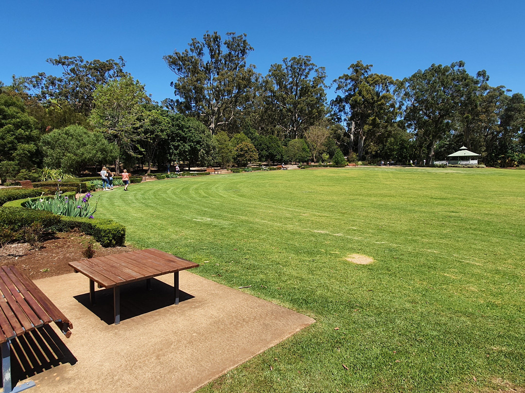 Peacehaven Botanic Park-Highfields必去景点