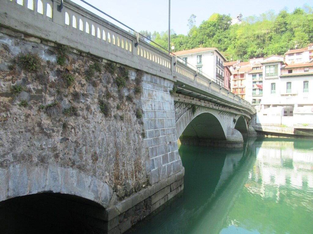 Puente Viejo景点图片