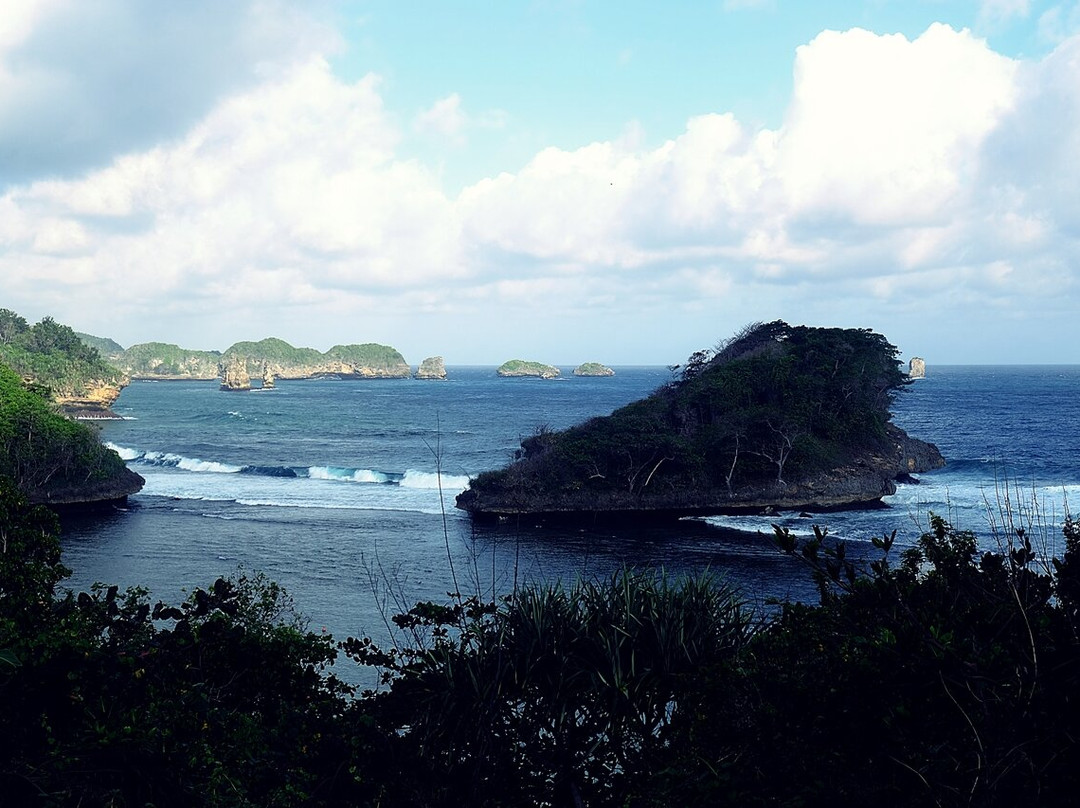 Teluk Asmara Beach-玛琅必去景点