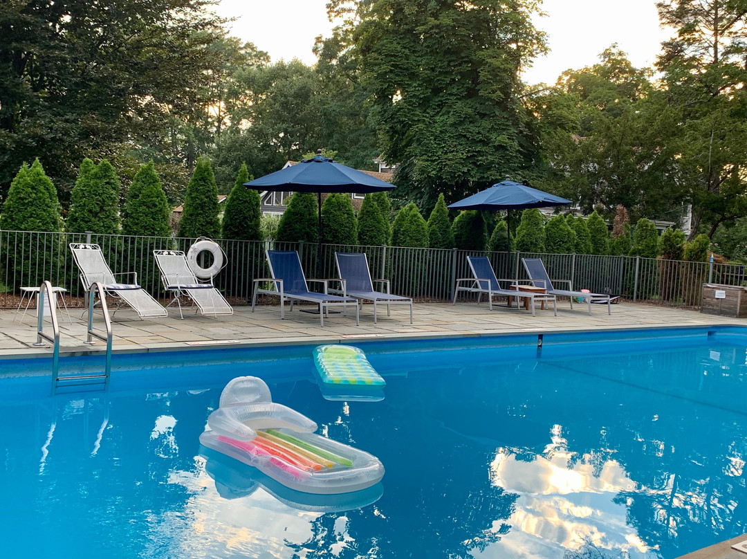 Hasbrouck House主图