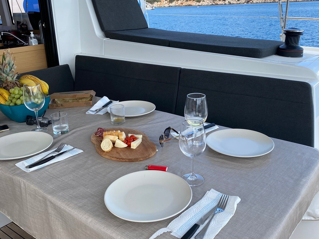 Catamarano Alghero Windsardinyasail-阿尔盖罗必去景点