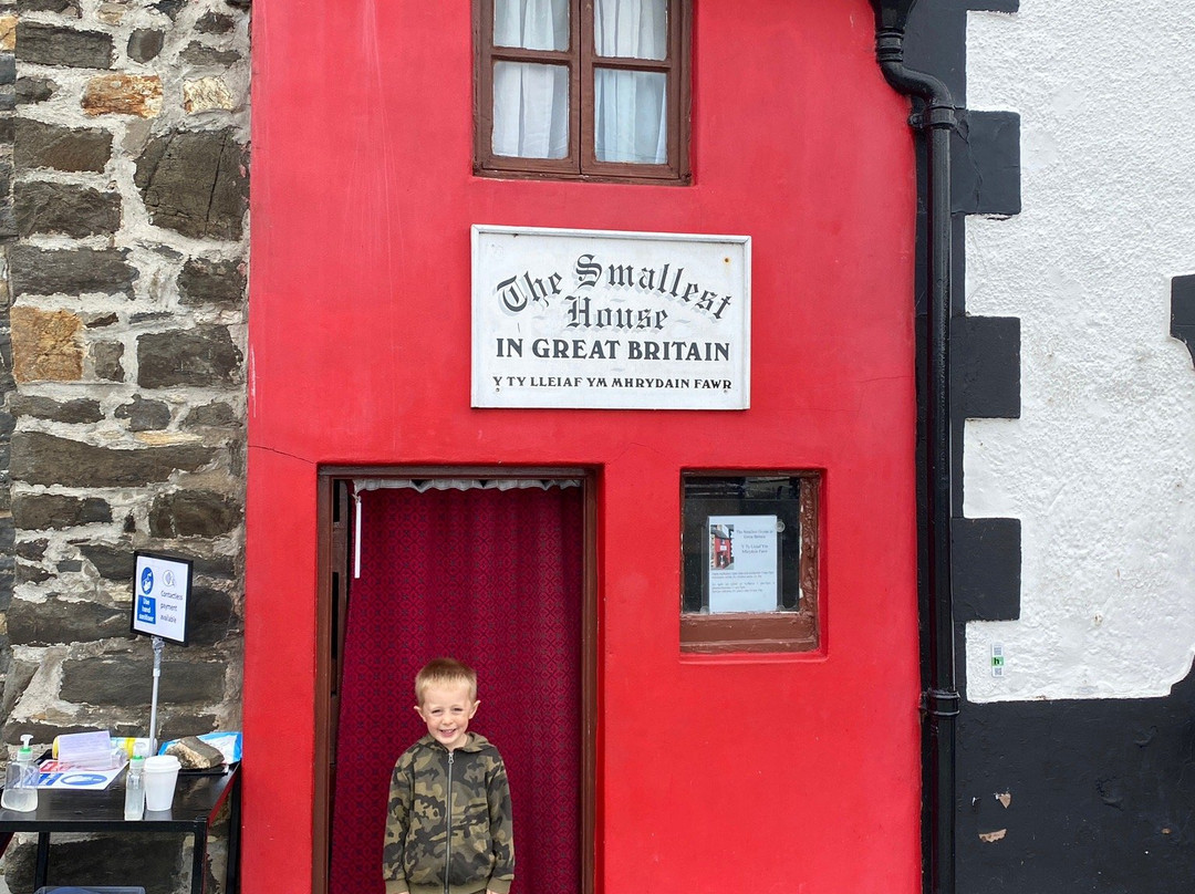 Smallest House in Britain景点图片