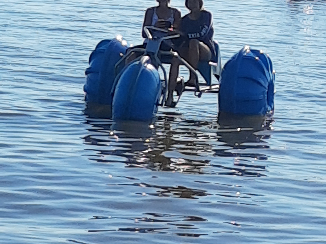 Beachside Boat Rental-Cochin必去景点