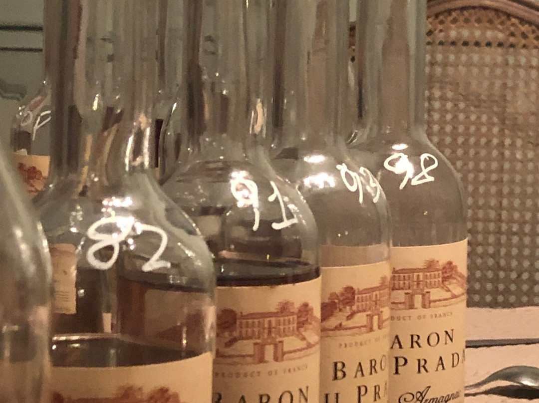 帕拉达城堡酒店主图