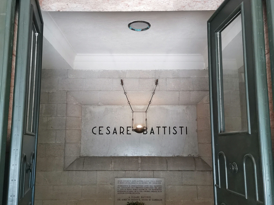 Mausoleo di Cesare Battisti景点图片