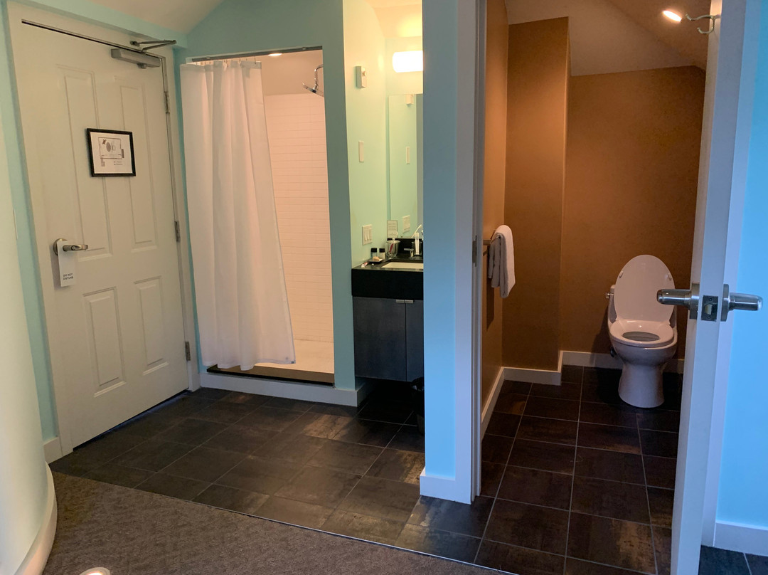 Stone House Inn主图