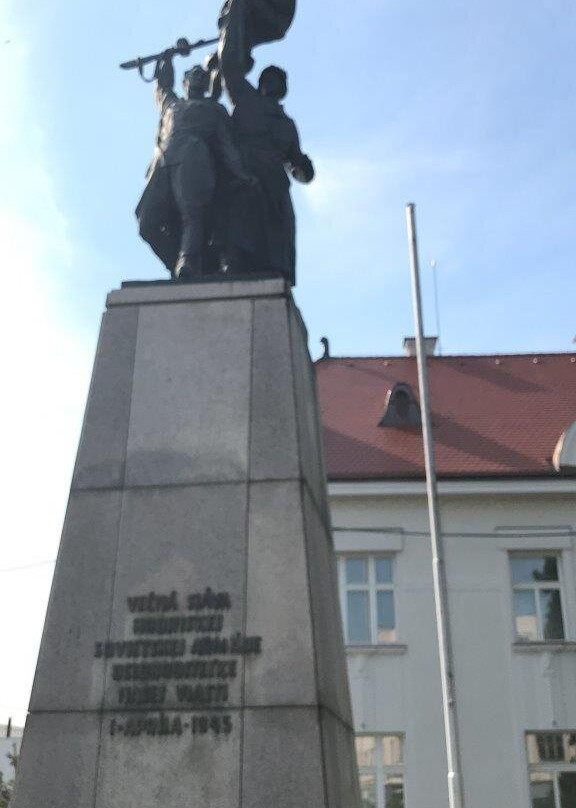 Pamätník Osloboditeľov-Trnava必去景点