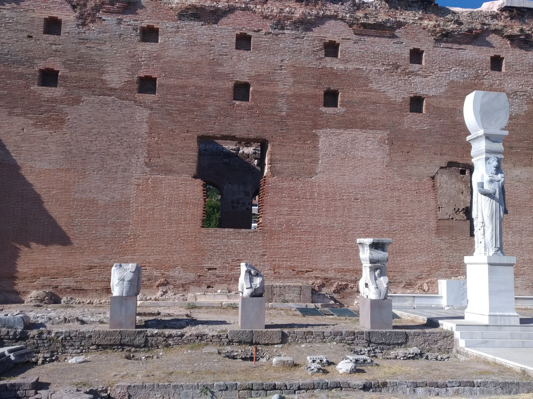 Red Basilica (Kizil Avlu)景点图片