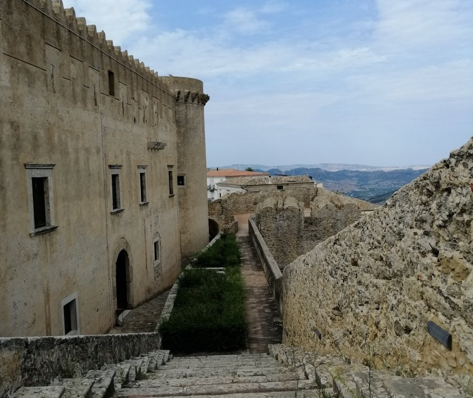 Castello di Santa Severina-Santa Severina必去景点