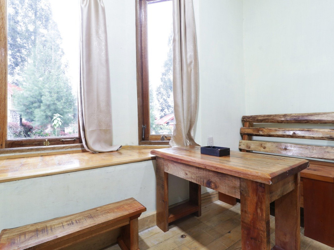 Alloyna Country Cottage主图