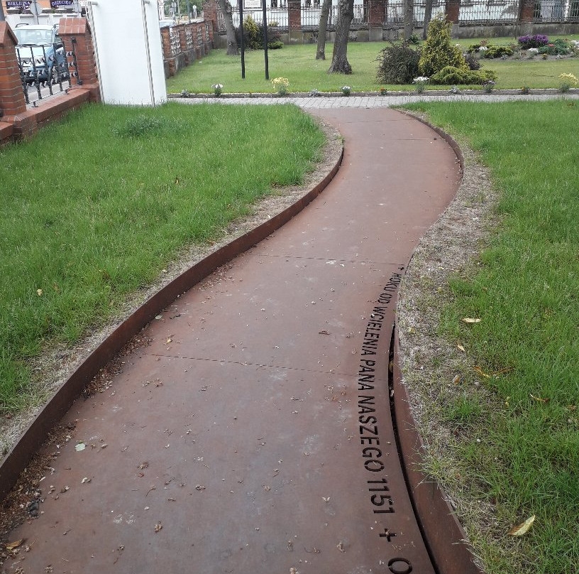 Road Post in Konin景点图片