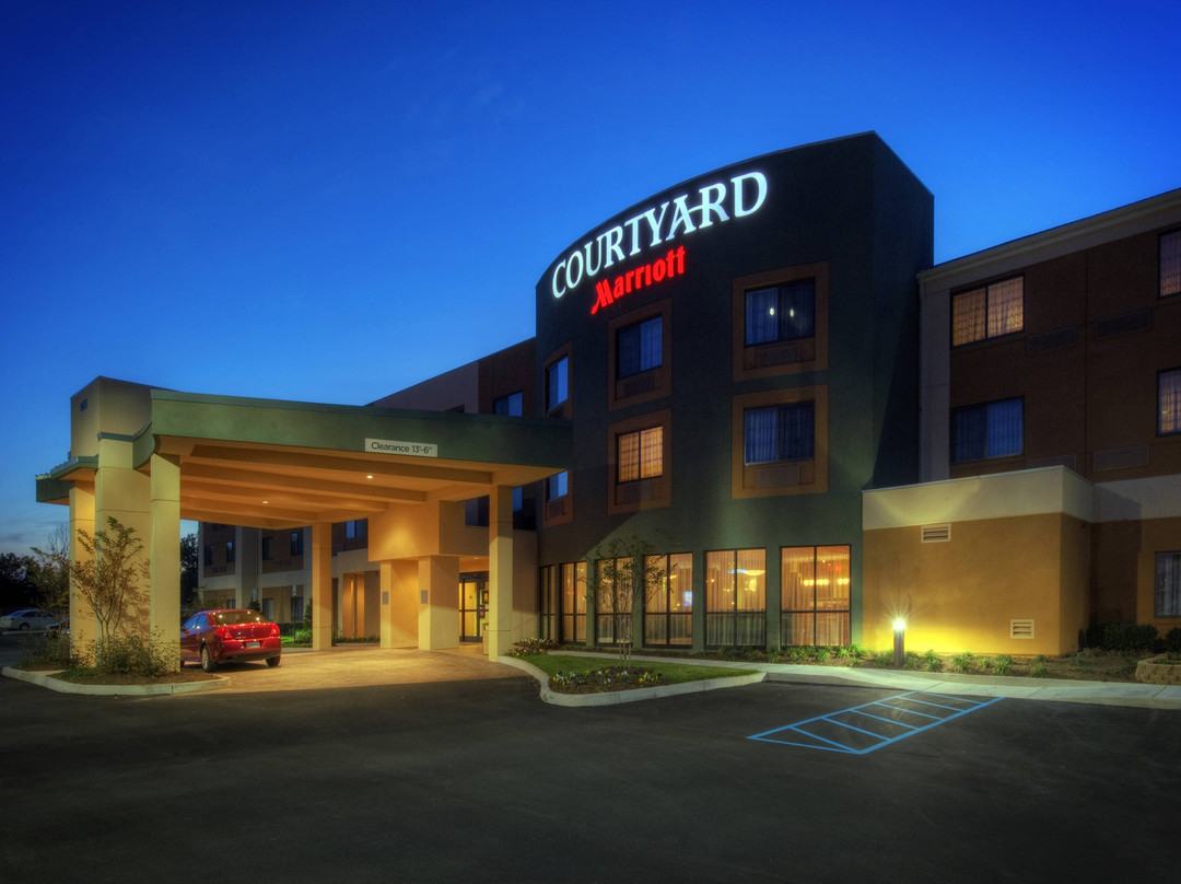 Courtyard by Marriott Johnson City主图