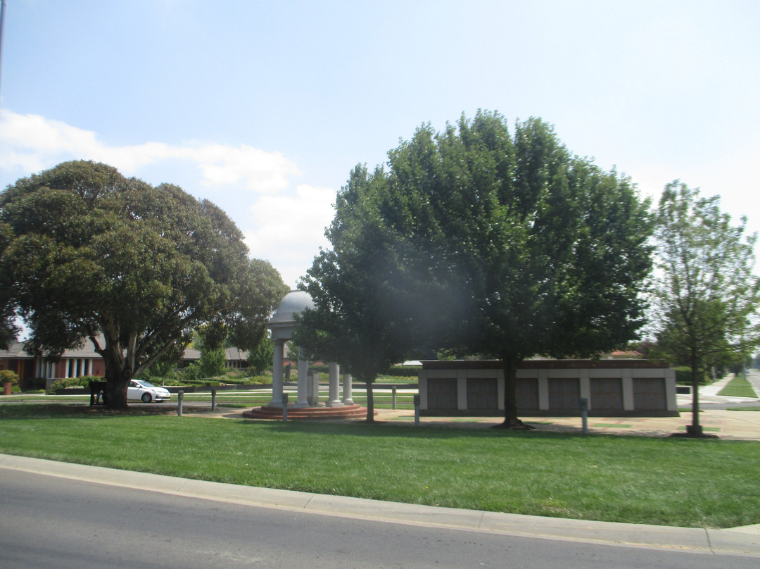 Arch of Victory-巴拉瑞特必去景点