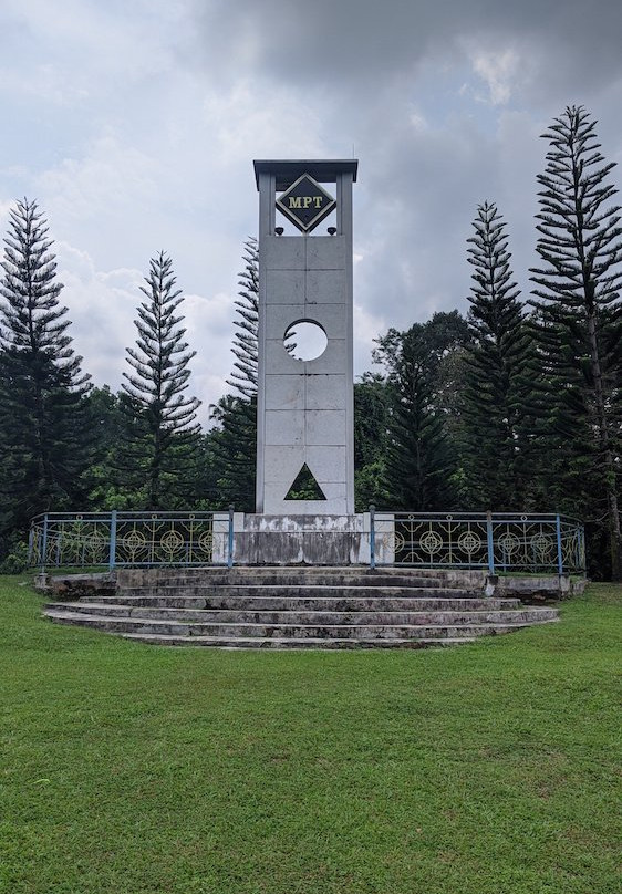 Taiping Lake Garden Clock Tower景点图片