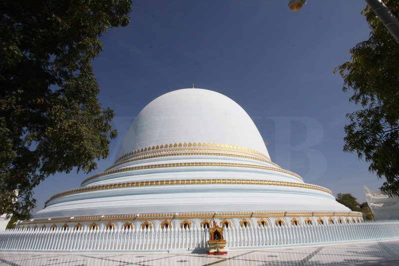 Kaunghmudaw Pagoda-Sagaing必去景点
