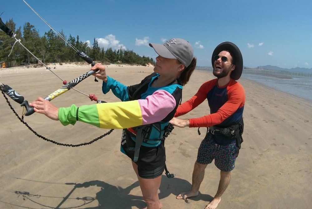 Kitesurfing Lessons Vietnam景点图片