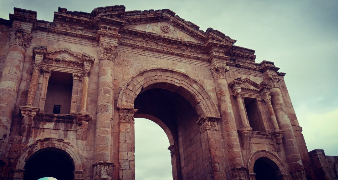 Arch of Hadrian景点图片