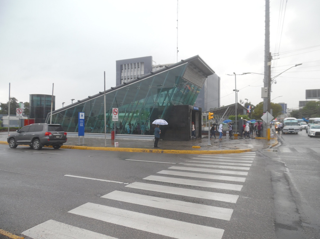 Santo Domingo Metro景点图片