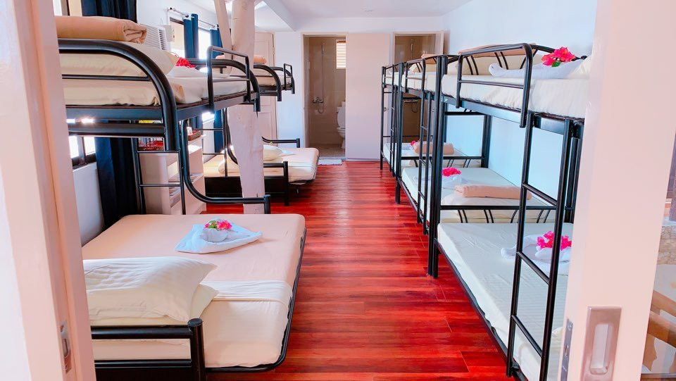 娜鲁萱岛度假村主图