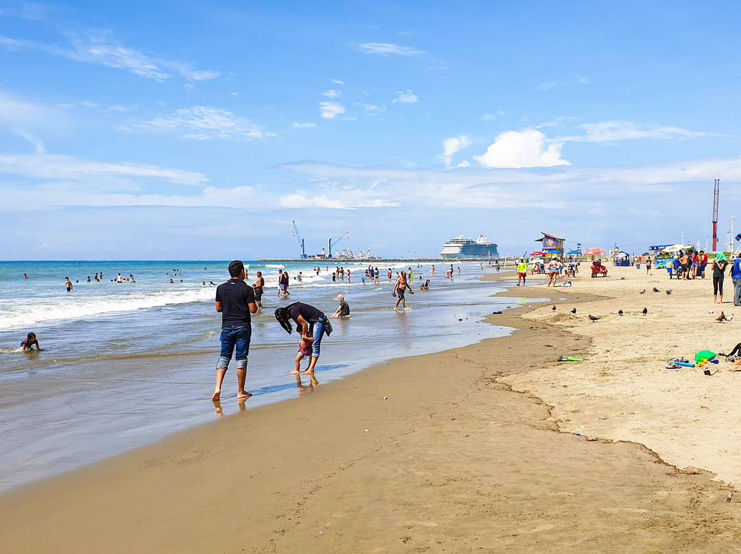 Playa el Murcielago-曼塔必去景点