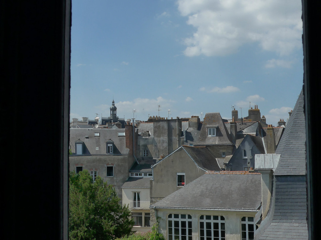Musee d'Histoire et d'Archeologie-瓦讷必去景点