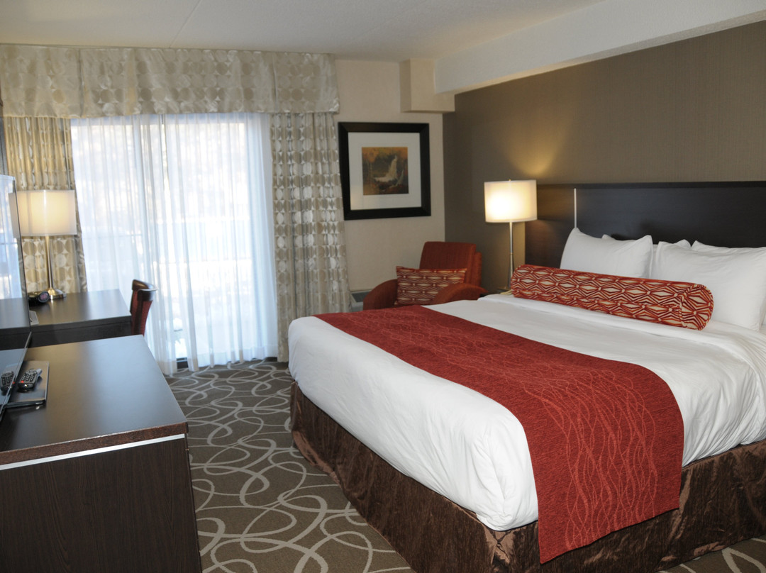 Admiral Inn Burlington主图