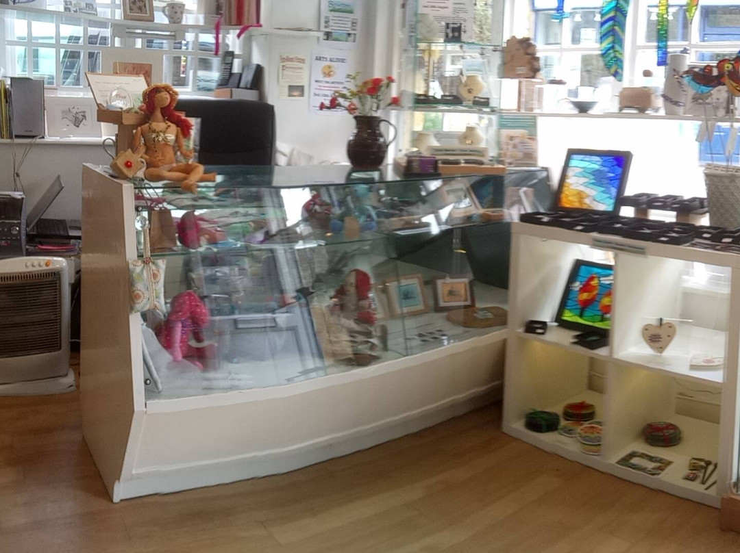 Bourton Artisans-水上伯顿必去景点