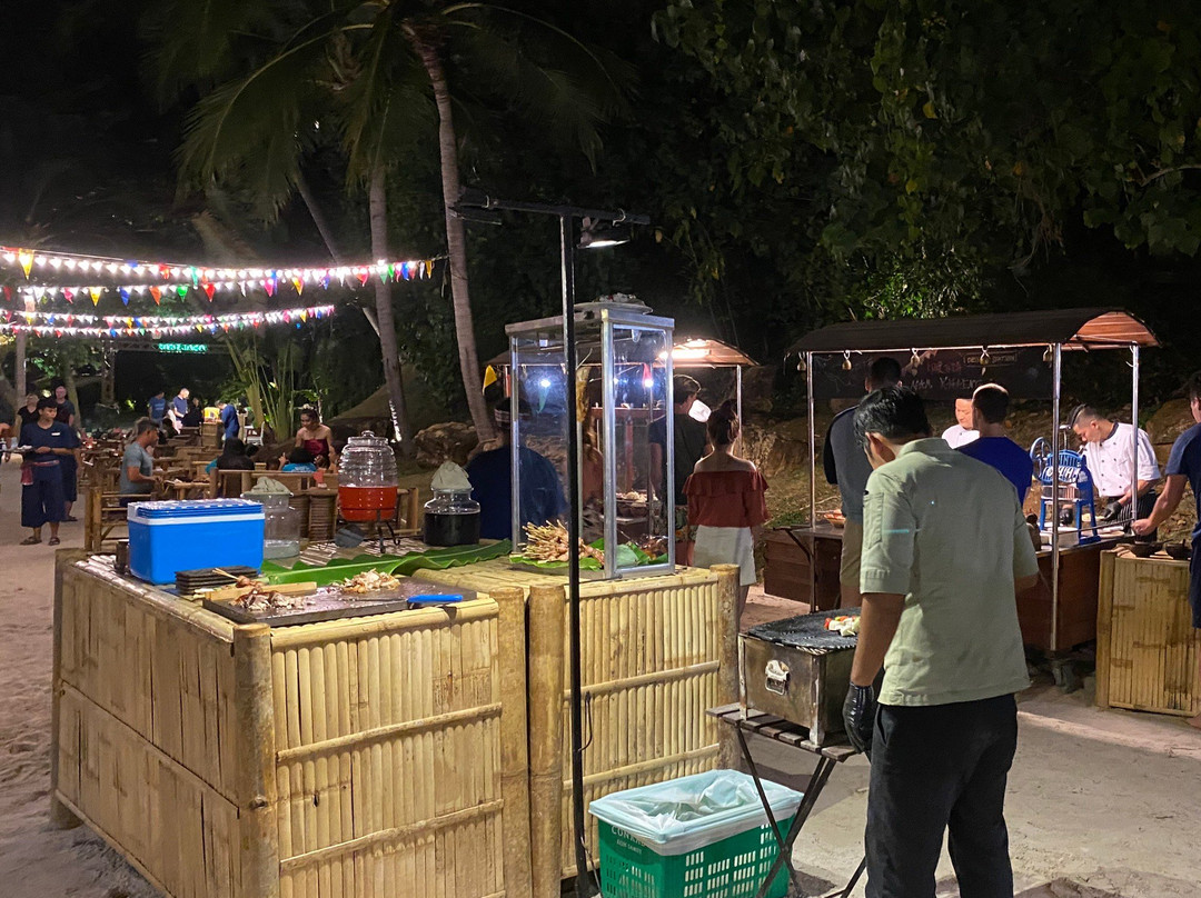 Asadong Beach Bazaar-塔林必去景点