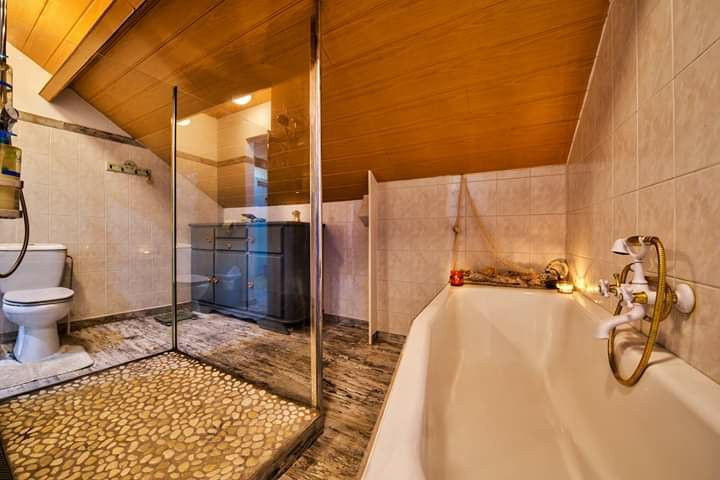 Bed & Breakfast Vue Sur Vallee De La Meuse Namur主图