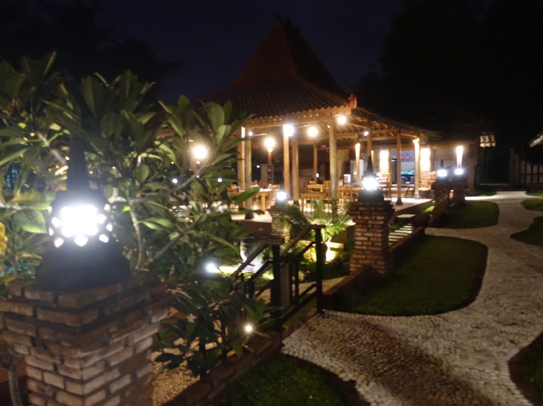 Rumah Dharma 2 Riverside主图