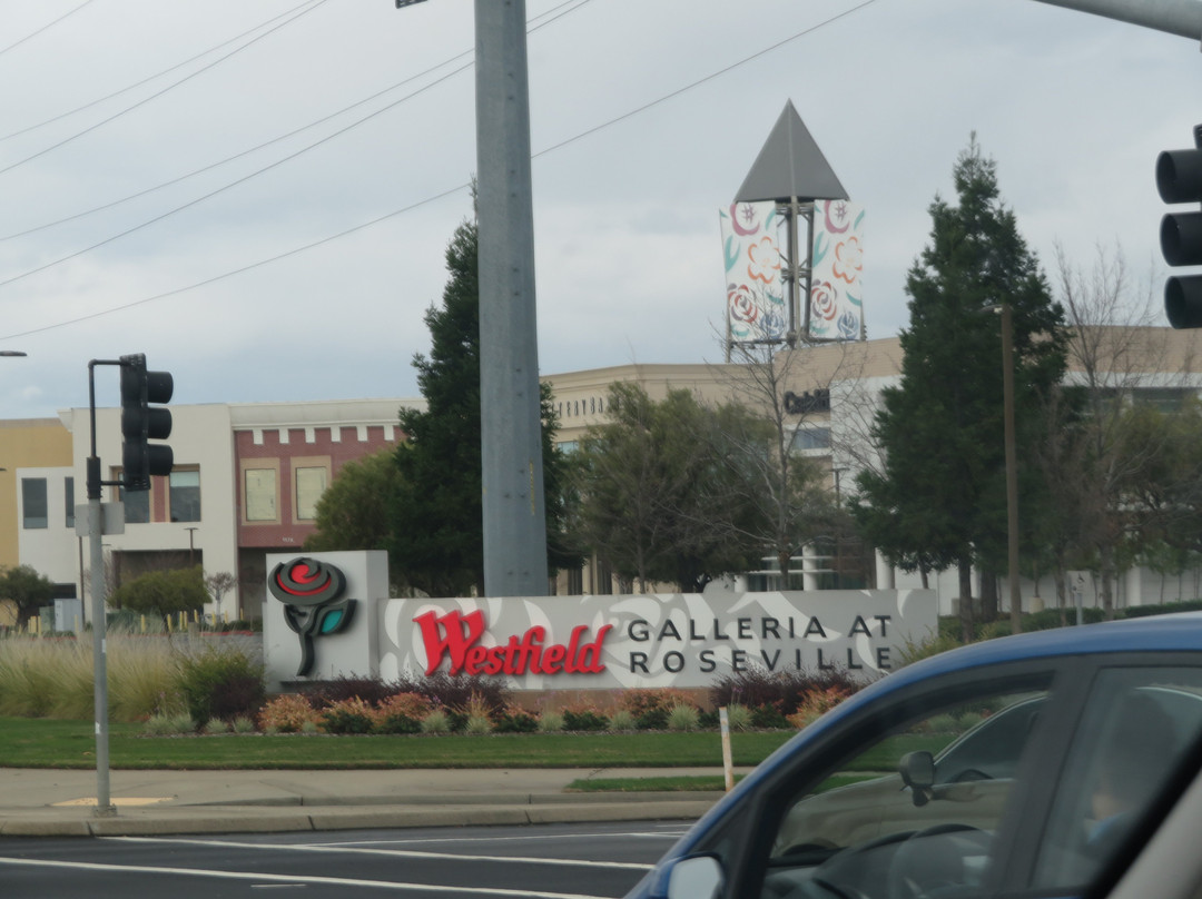 Westfield Galleria at Roseville景点图片