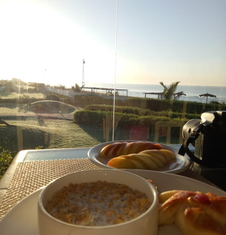 Serena Beach Resort主图