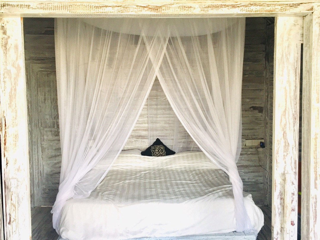 赛宁干日落海洋别墅假日公园主图