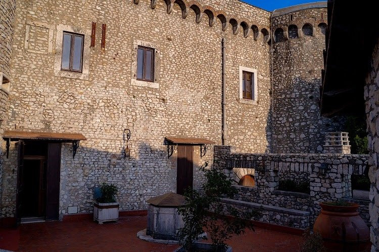 Castello Orsini - Cesi - Borghese-San Polo dei Cavalieri必去景点