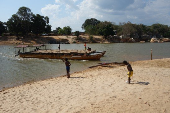 Manambolo River景点图片