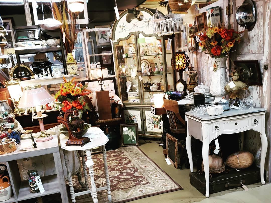 Yesterdays Treasures Today-Dickson必去景点