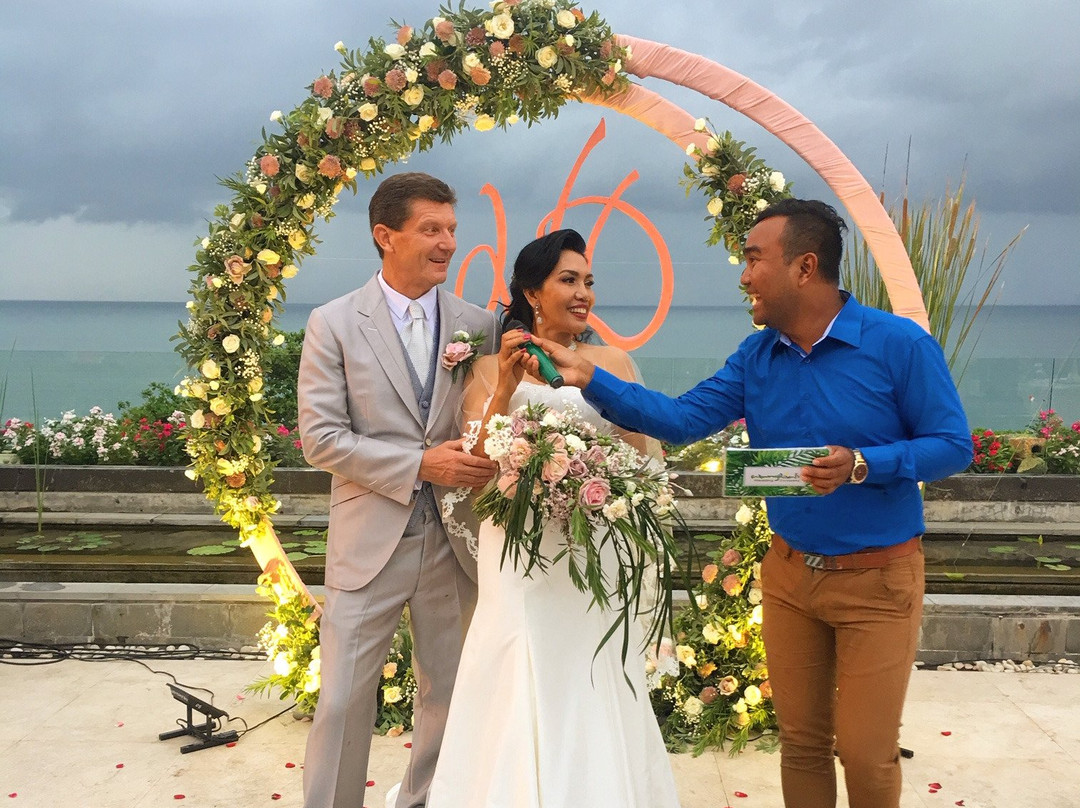 金巴兰湾海滩水疗度假村主图