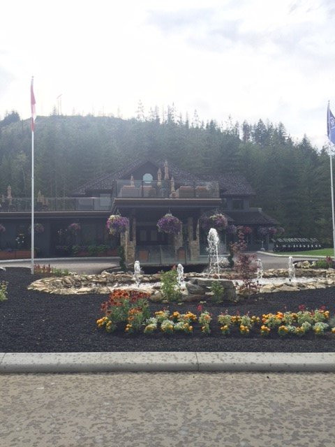 Shuswap National Golf Course景点图片