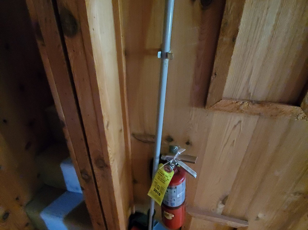 Engadine Inn And Cabins主图