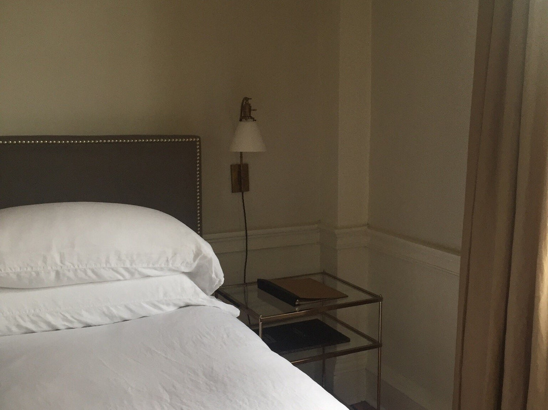 Inn at Kenmore Hall主图