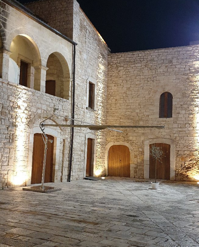 Castello Normanno Svevo-Sannicandro di Bari必去景点