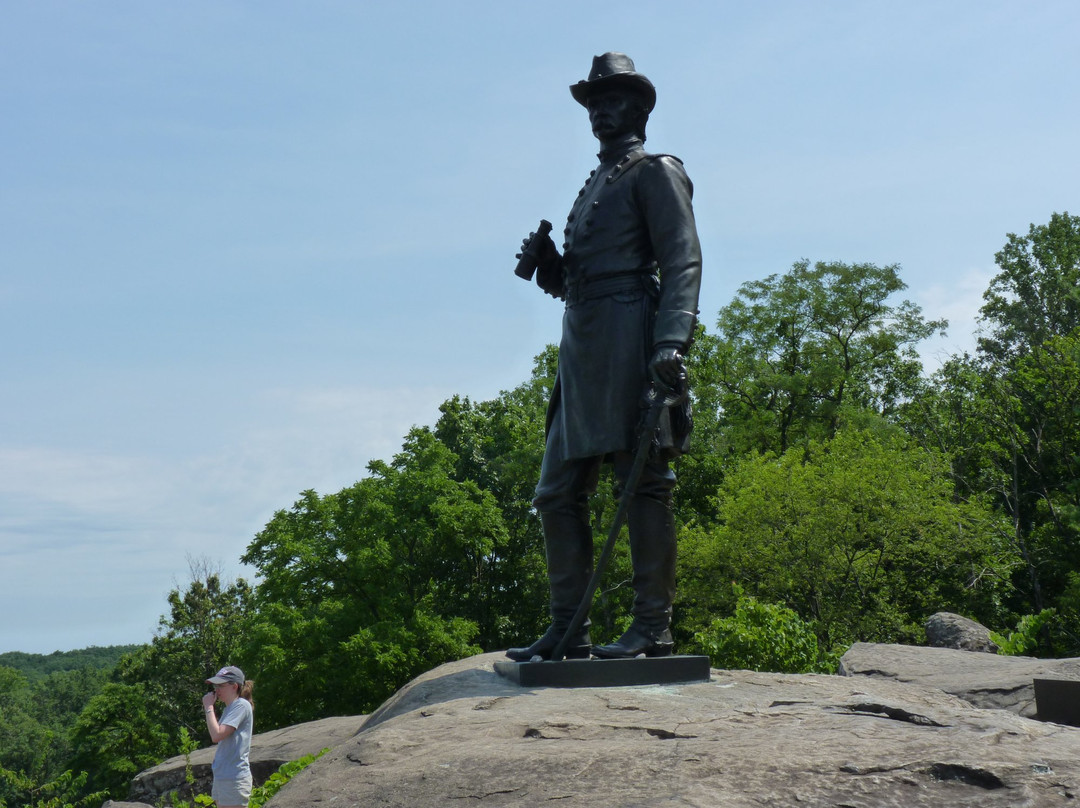 Monument to Brigadier General Gouverneur Kemble Warren景点图片