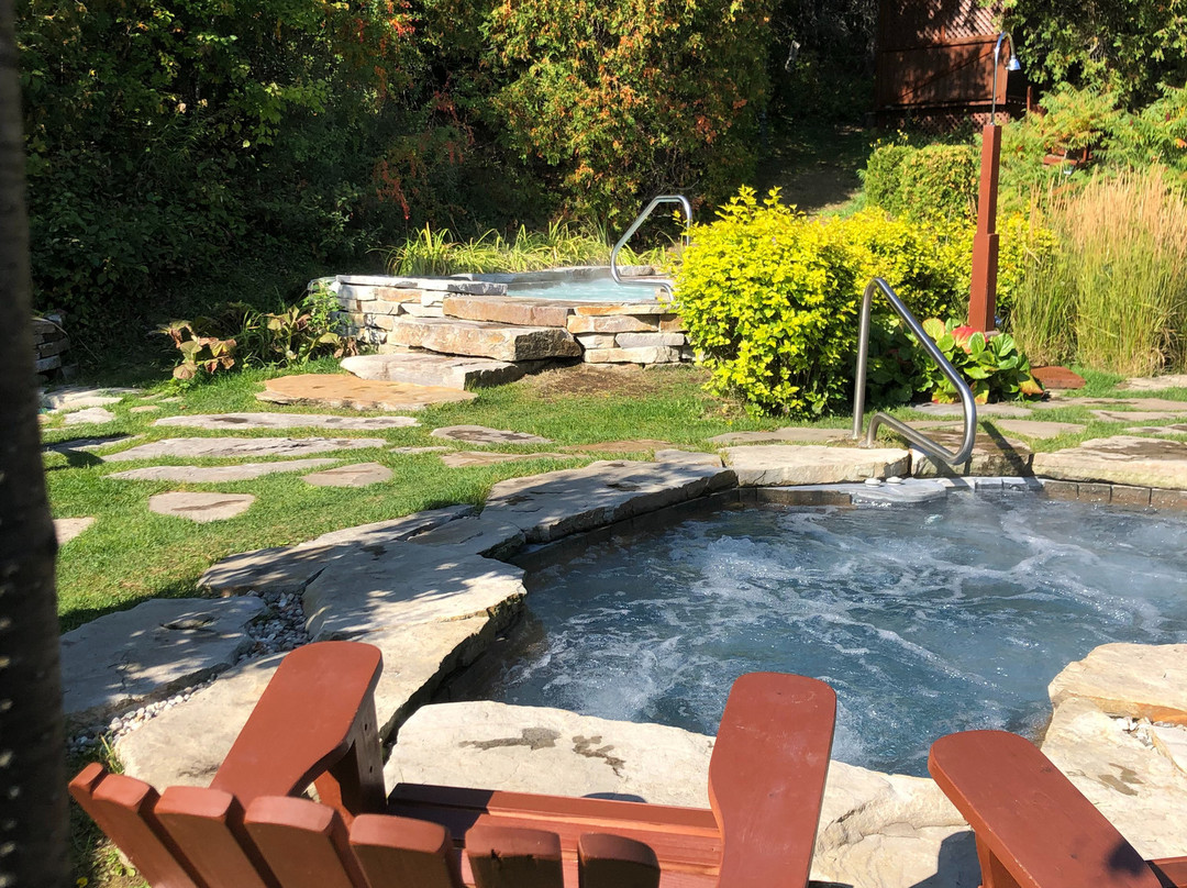 Auberge des Falaises主图