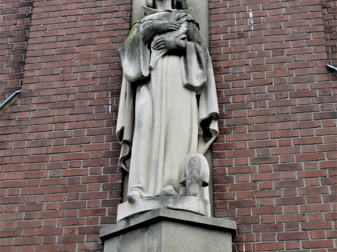 Chapelle Sainte Solange-Romainville必去景点